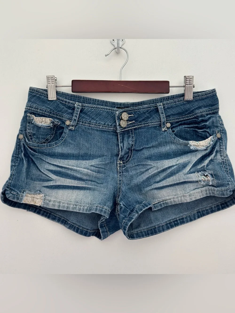 Y2K Blue Spice Faded Indigo Low-Rise Jean Mini Shorts Britney Spears pool beach
